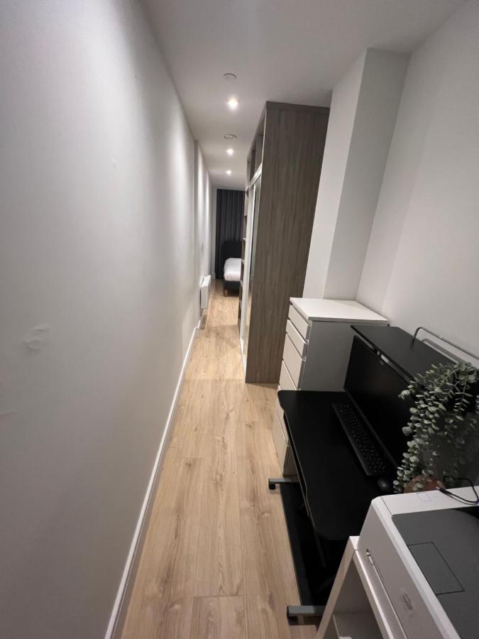 London Luxxe Suites & Apartments - London Heathrow Airport, Terminal 1 2 3 4 5 히드로 외부 사진